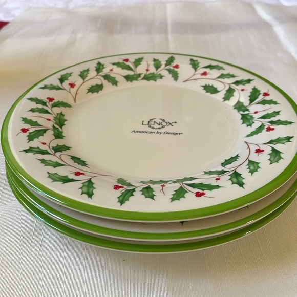 NWT LENOX Holiday 3 pc set Melamine Accent Plates 8” - Picture 9 of 11